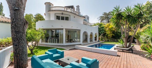 4 bedrooms Villa in Mijas, Spain No. 136911 3