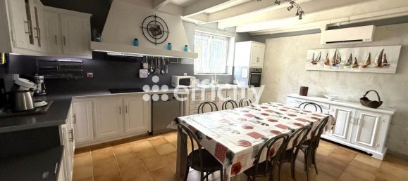 9 bedrooms Castles in Valence, France No. 342318 8