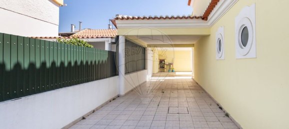 5 Schlafzimmer Haus in Pinhal Novo, Portugal, Nr. 169669 2