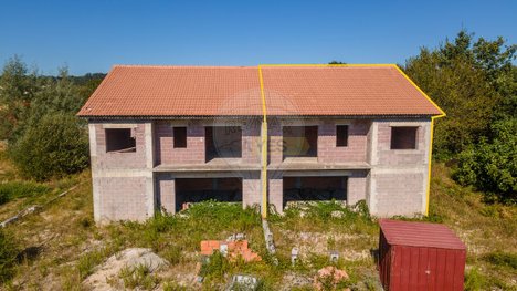 Terreno en Campo de Besteiros, Portugal 215 m² No. 58798