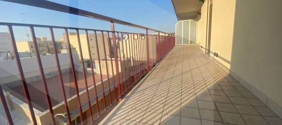 3 rooms Penthouse in Bitonto, Italy No. 28565 5
