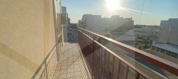 3 rooms Penthouse in Bitonto, Italy No. 28565 7