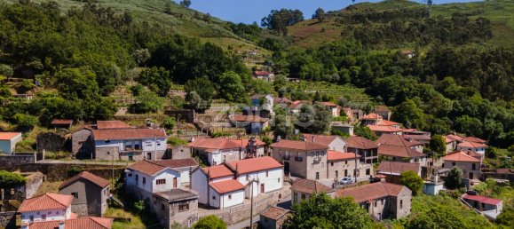 Terreno em Ponte da Barca, Portugal 1760 m² N.º 70374 19
