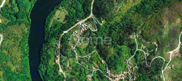 Terreno em Ponte da Barca, Portugal 1760 m² N.º 70374 13