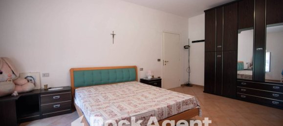 3 Schlafzimmer Haus in Fano, Italy, Nr. 101523 7