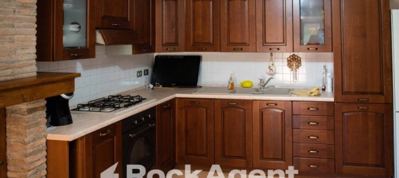 3 Schlafzimmer Haus in Fano, Italy, Nr. 101523 6