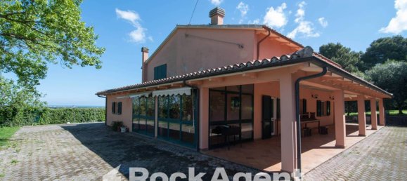 3 Schlafzimmer Haus in Fano, Italy, Nr. 101523 2