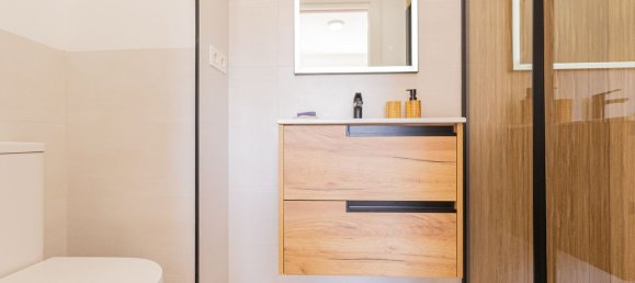 Apartamento de 3 dormitorios en Torremolinos, Spain No. 181397 23