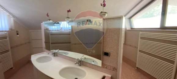 5 bedrooms Villa in San Lorenzello, Italy No. 344477 44