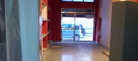 Коммерческая недвижимость 120м² в Бари, Италия № 85424 7