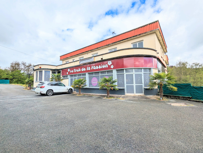 11 Schlafzimmer Gewerbliche Immobilie in Lubersac, France, Nr. 112572