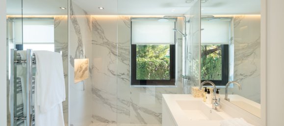 5 bedrooms Castles in Marbella, Spain No. 104363 38