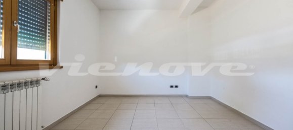 2 rooms Apartment in Rome, Italy No. 12275 53