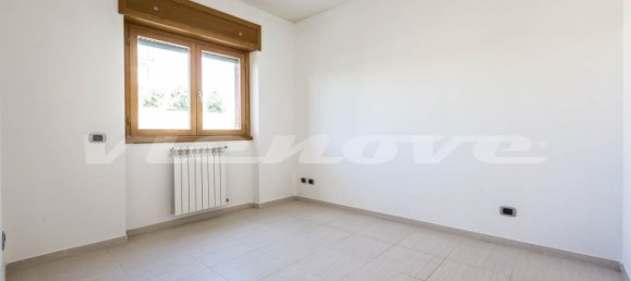 2 rooms Apartment in Rome, Italy No. 12275 89