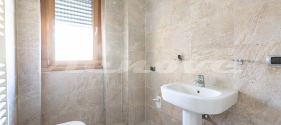 2 rooms Apartment in Rome, Italy No. 12275 136