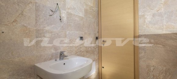 2 rooms Apartment in Rome, Italy No. 12275 106