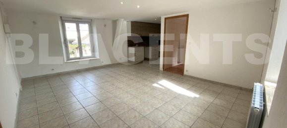 3 chambres Appartement à Béville-le-Comte, France No. 337037 4