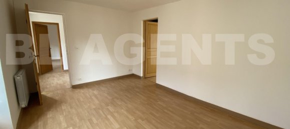3 chambres Appartement à Béville-le-Comte, France No. 337037 10