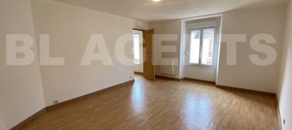 3 chambres Appartement à Béville-le-Comte, France No. 337037 9