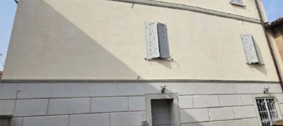 6 rooms Duplex in Castellarano, Italy No. 98599 3