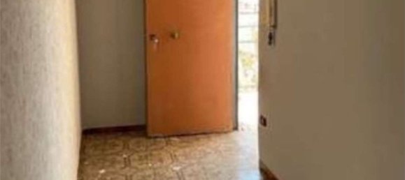 3 rooms Apartment in Mugnano di Napoli, Italy No. 13797 6