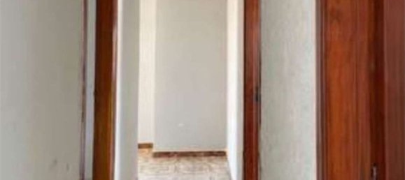 3 rooms Apartment in Mugnano di Napoli, Italy No. 13797 7
