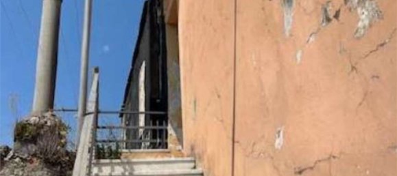 3 rooms Apartment in Mugnano di Napoli, Italy No. 13797 4