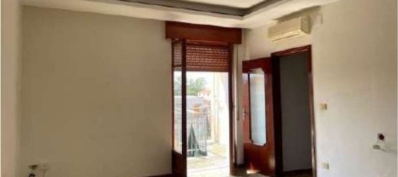 3 rooms Apartment in Mugnano di Napoli, Italy No. 13797 10