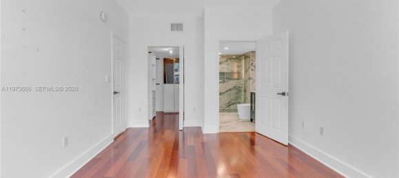 3 Schlafzimmer Gewerbliche Immobilien in Miami, USA, Nr. 615090 9