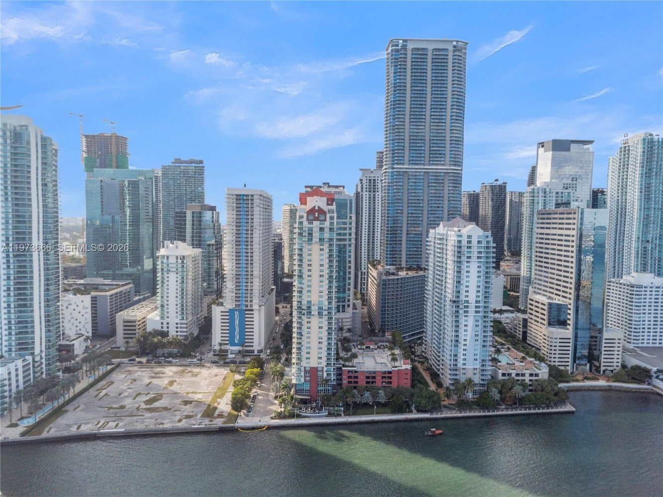 3 Schlafzimmer Gewerbliche Immobilien in Miami, USA, Nr. 615090