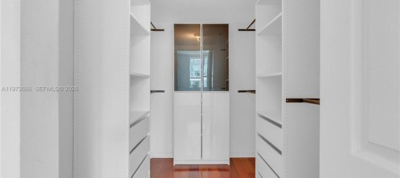 3 Schlafzimmer Gewerbliche Immobilien in Miami, USA, Nr. 615090 8
