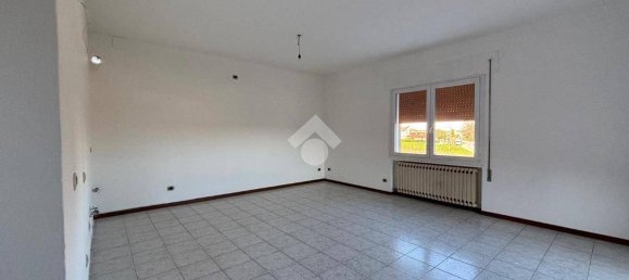 2 Schlafzimmer Haus in Solesino, Italy, Nr. 162858 8