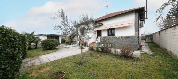 2 غرف نوم فيلا في Magnago, Italy رقم 283579 18