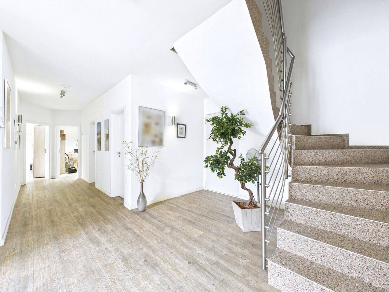 Almacén de 5 dormitorios en Aurich, Germany No. 357322