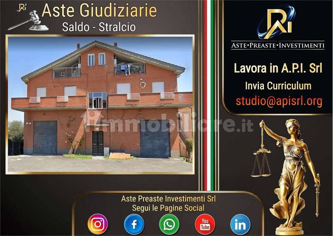 2 bedrooms Apartment in Rome, Italy No. 279882