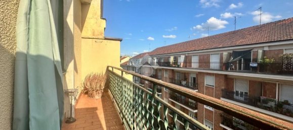 3 rooms Apartment in Turin, Italy No. 261453 18