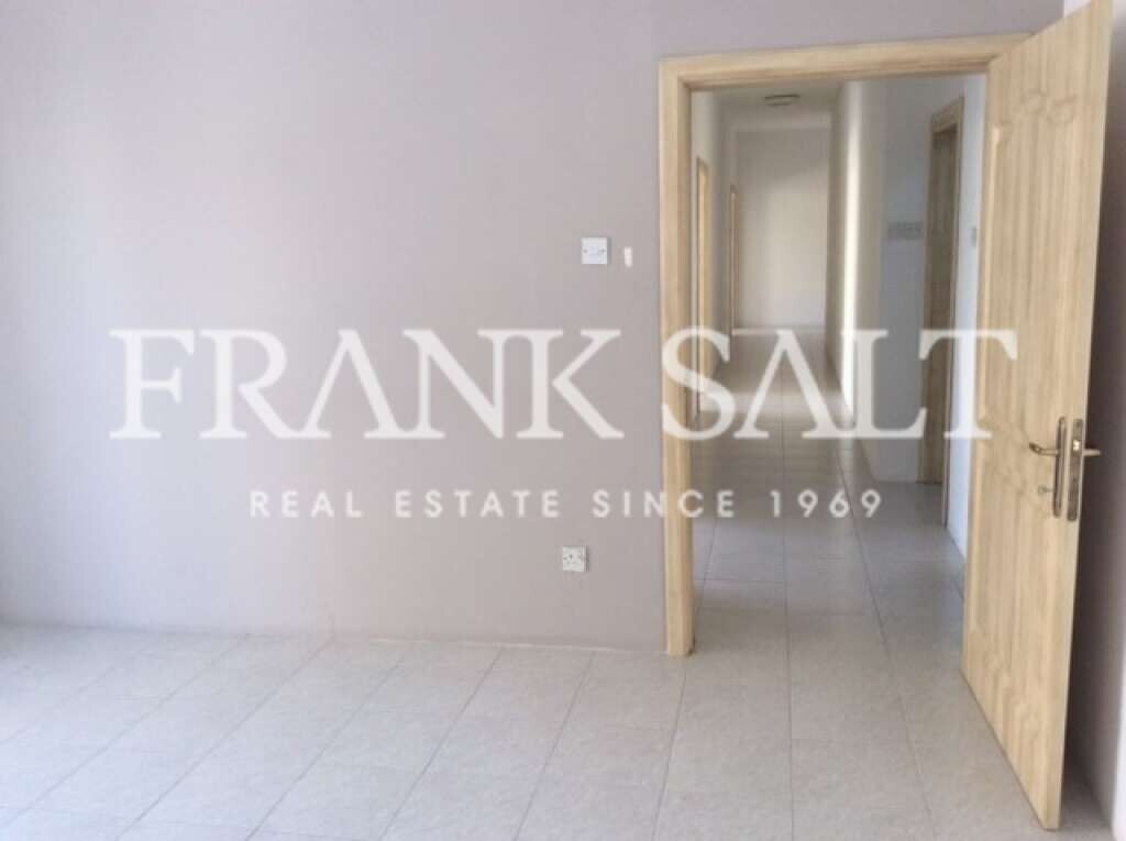 Büro in San Gwann, Malta 120m², Nr. 11753