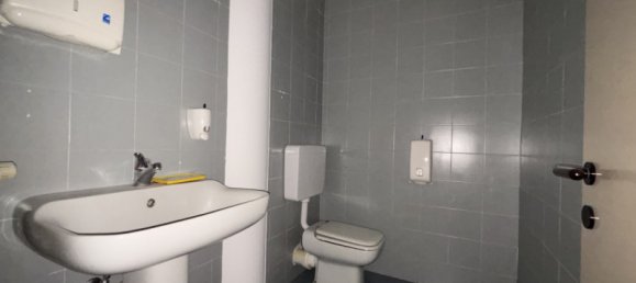 89m² Office in Altavilla Vicentina, Italy No. 351443 6