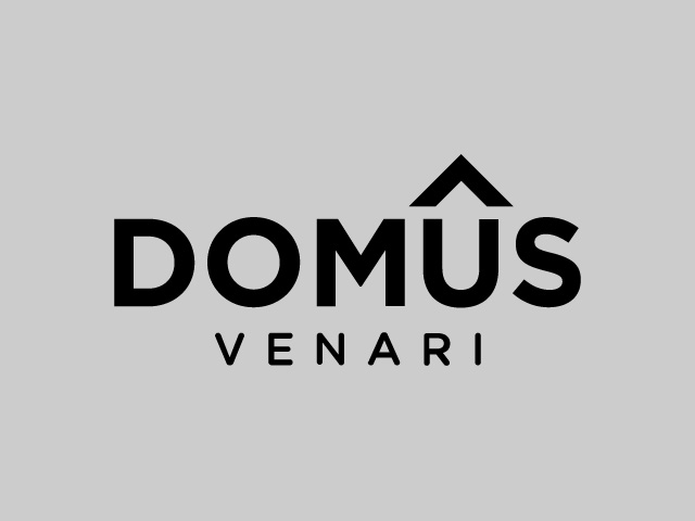 Apartamento de 15 dormitorios en Málaga, Spain No. 29797