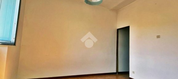4 bedrooms Apartment in Valfabbrica, Italy No. 85971 17