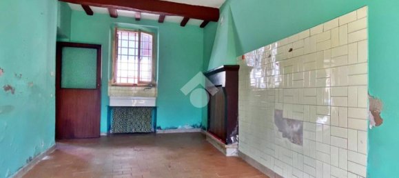 4 bedrooms Apartment in Valfabbrica, Italy No. 85971 9