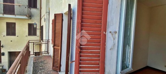 4 bedrooms Apartment in Valfabbrica, Italy No. 85971 13