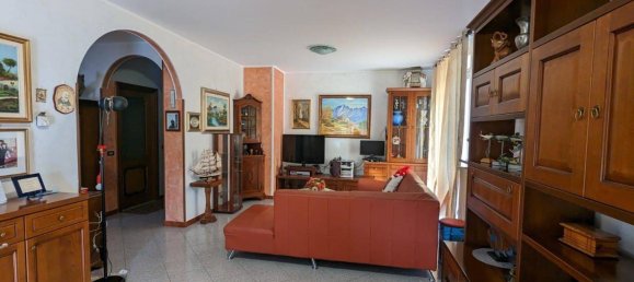 8 rooms Villa in Borgo Ticino, Italy No. 164489 5