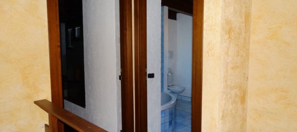 8 bedrooms Villa in Terracina, Italy No. 256237 2