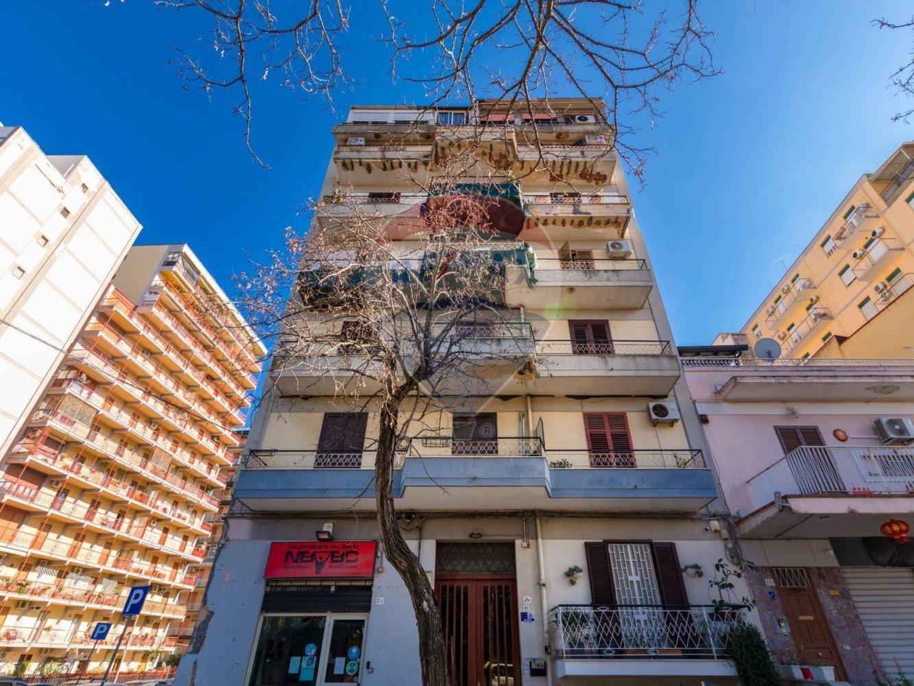 3 bedrooms Apartment in Palermo, Italy No. 371629