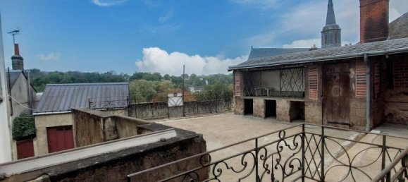 2 bedrooms House in Chateau-Renault, France No. 216895 2