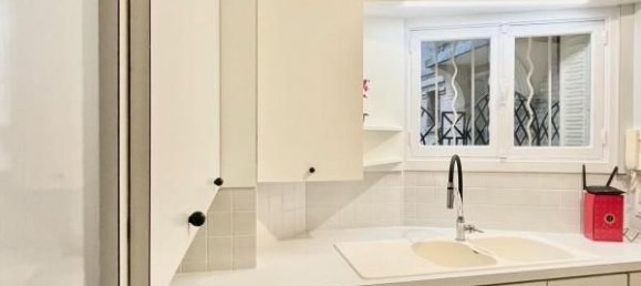 Apartamento de 2 dormitorios en Paris, France No. 167597 3