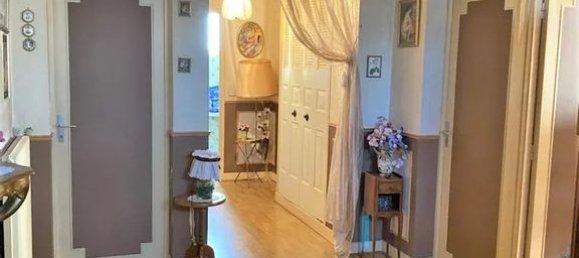 4 Schlafzimmer Haus in Le Plessis-Trevise, France, Nr. 351328 9