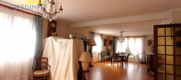 4 Schlafzimmer Haus in Le Plessis-Trevise, France, Nr. 351328 7
