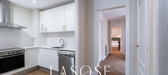 3 Schlafzimmer Wohnung in Ciutat Vella, Spain, Nr. 169097 5